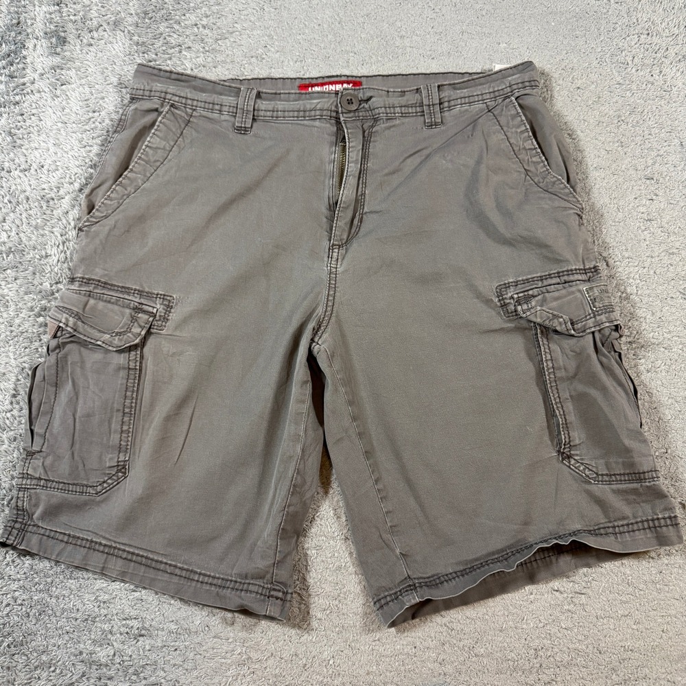 Unionbay Mens Authentic Fit Cargo Shorts 34 Gray Cotton Stretch Utility Pockets